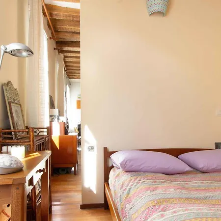 Charming In The Marais For 2 People * Parijs